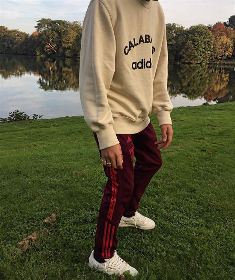 yeezy calabasas sweatpants adidas